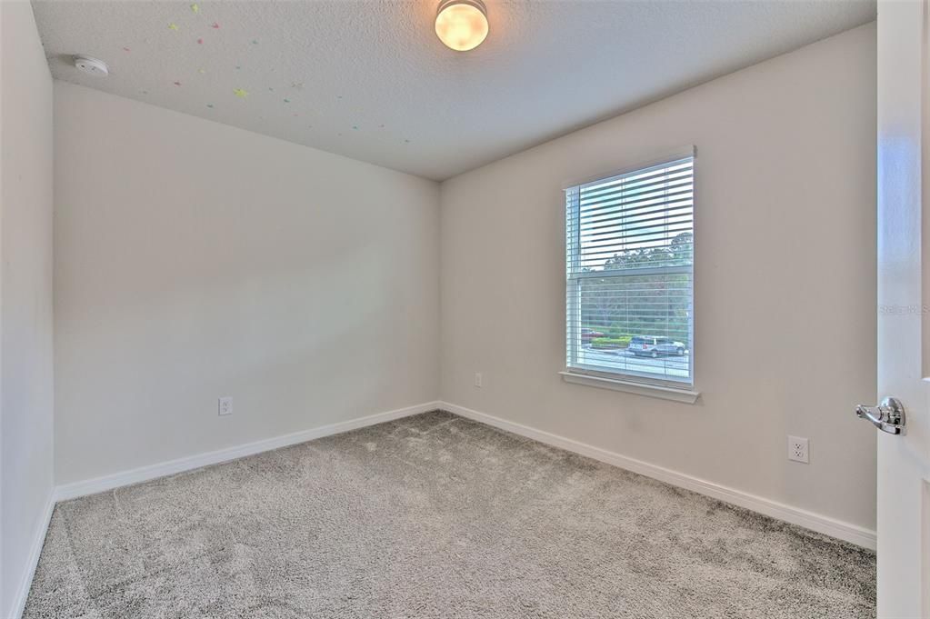 For Sale: $349,900 (3 beds, 2 baths, 1818 Square Feet)