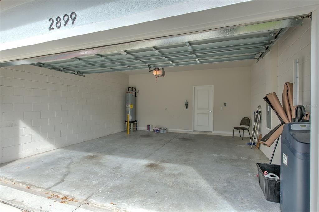 For Sale: $349,900 (3 beds, 2 baths, 1818 Square Feet)