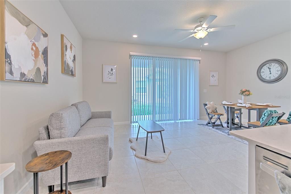 For Sale: $349,900 (3 beds, 2 baths, 1818 Square Feet)