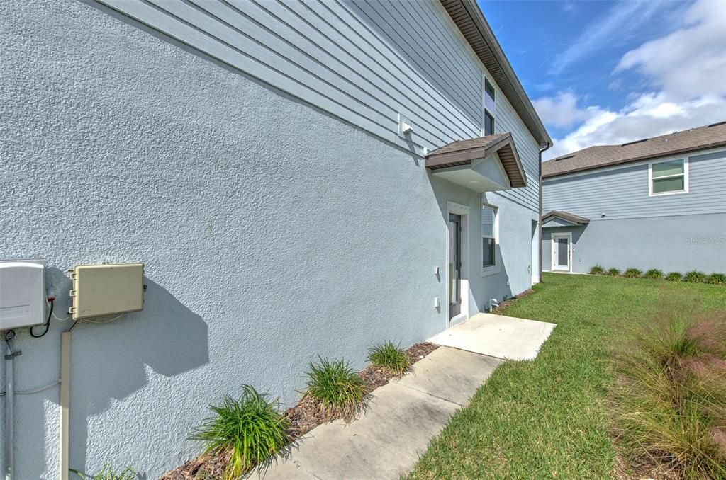 For Sale: $349,900 (3 beds, 2 baths, 1818 Square Feet)