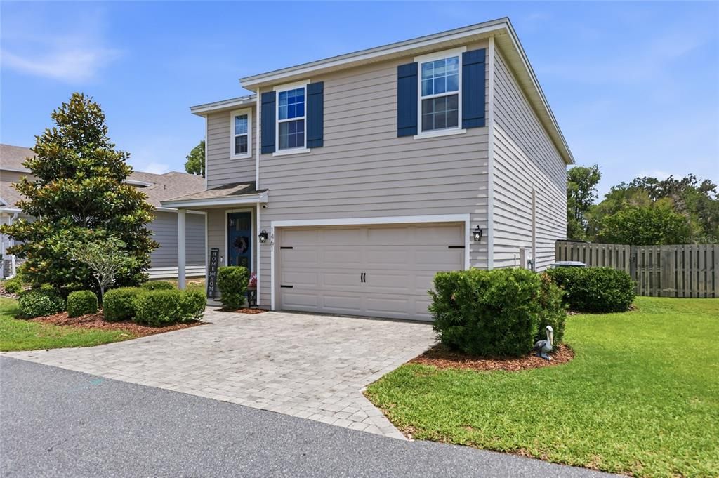 For Sale: $409,900 (5 beds, 3 baths, 2460 Square Feet)