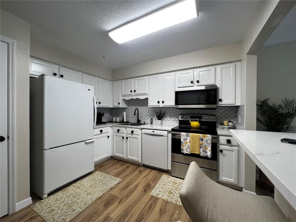 For Sale: $279,900 (3 beds, 2 baths, 1457 Square Feet)