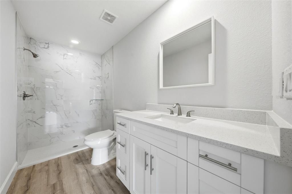 For Sale: $279,900 (4 beds, 2 baths, 1625 Square Feet)