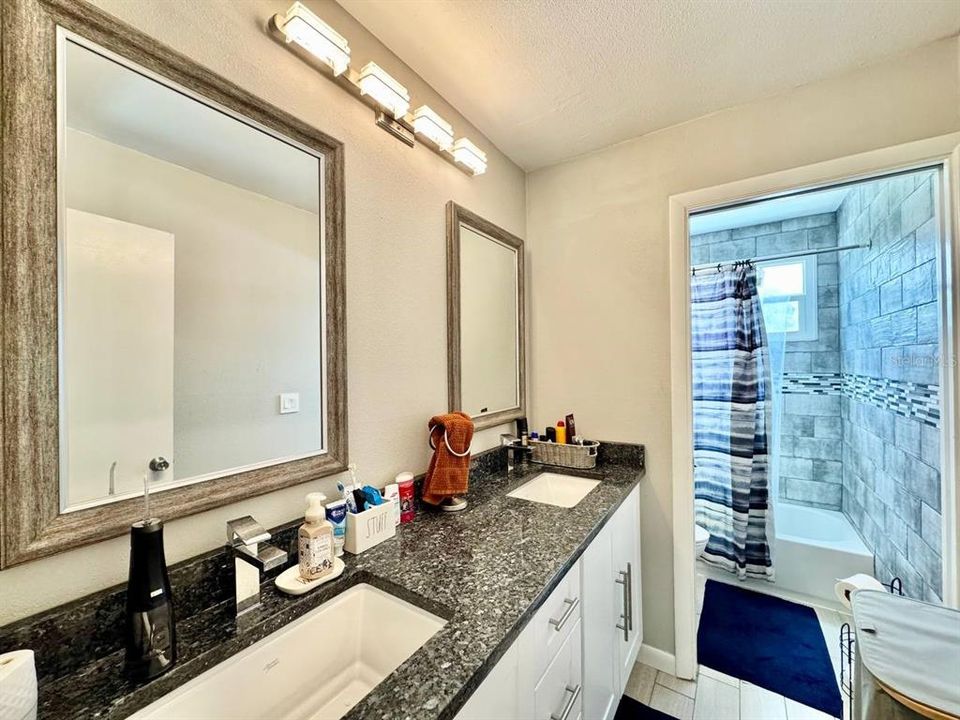 В аренду: $4,800 (4 спален, 3 ванн, 2307 Квадратных фут)