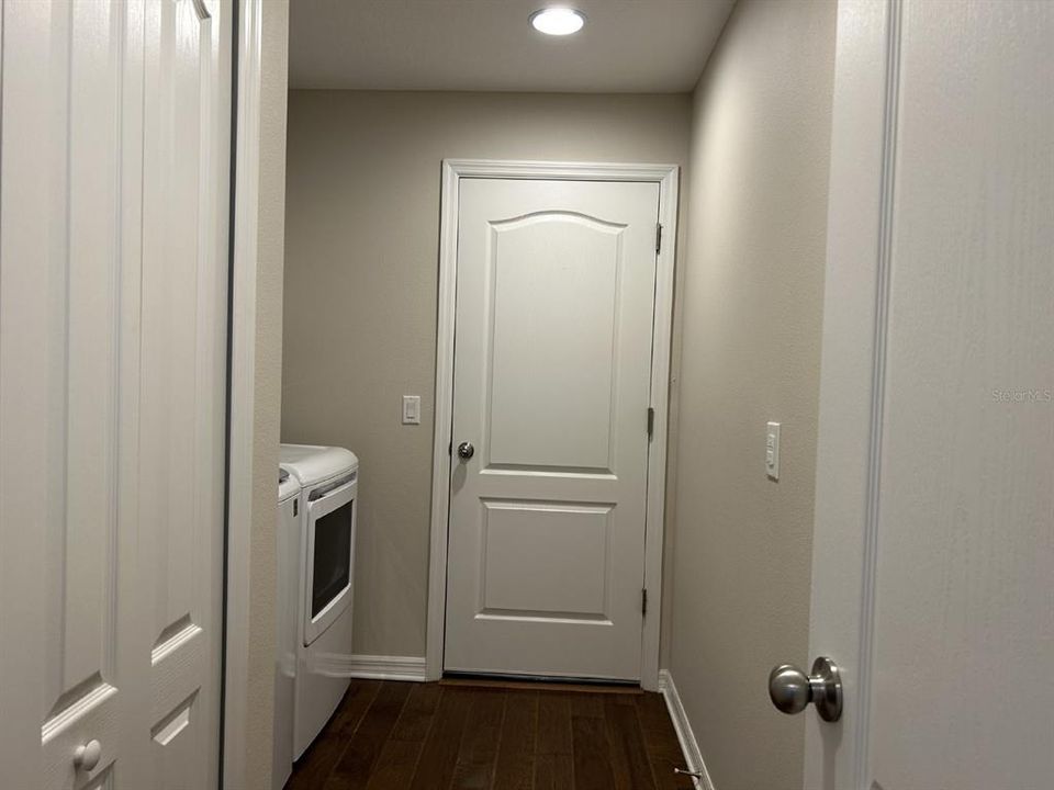 For Rent: $2,500 (2 beds, 2 baths, 1255 Square Feet)