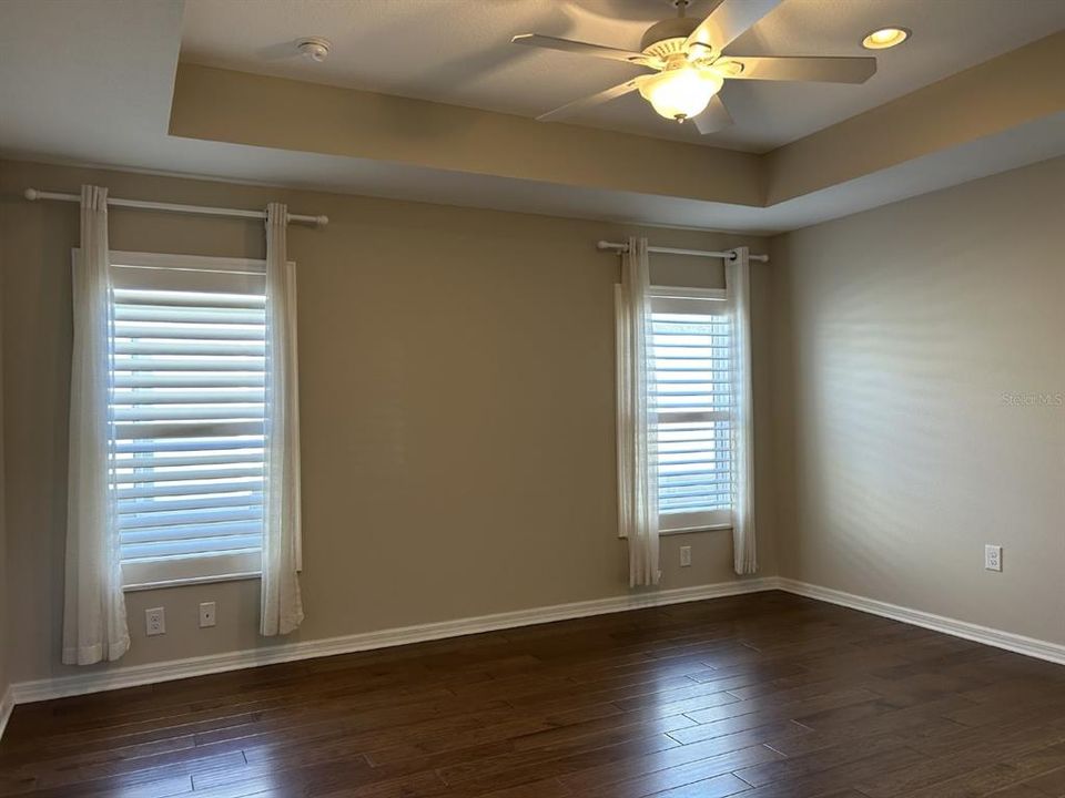 For Rent: $2,500 (2 beds, 2 baths, 1255 Square Feet)