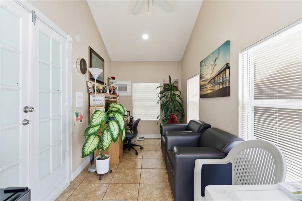 For Sale: $479,000 (3 beds, 2 baths, 1758 Square Feet)