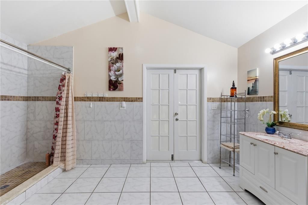 For Sale: $479,000 (3 beds, 2 baths, 1758 Square Feet)