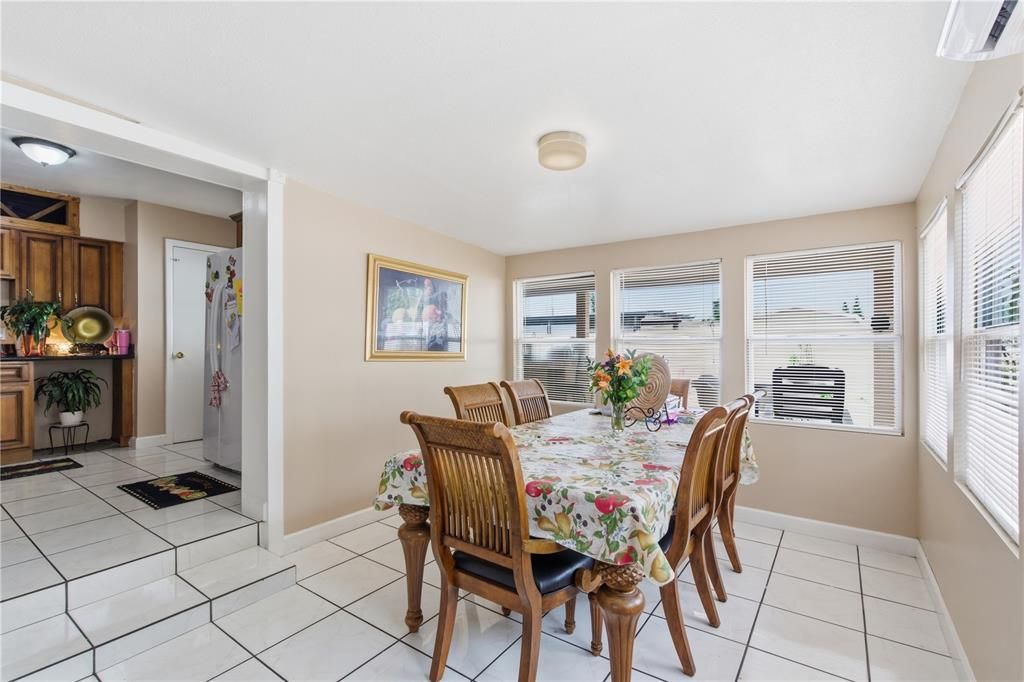 For Sale: $479,000 (3 beds, 2 baths, 1758 Square Feet)