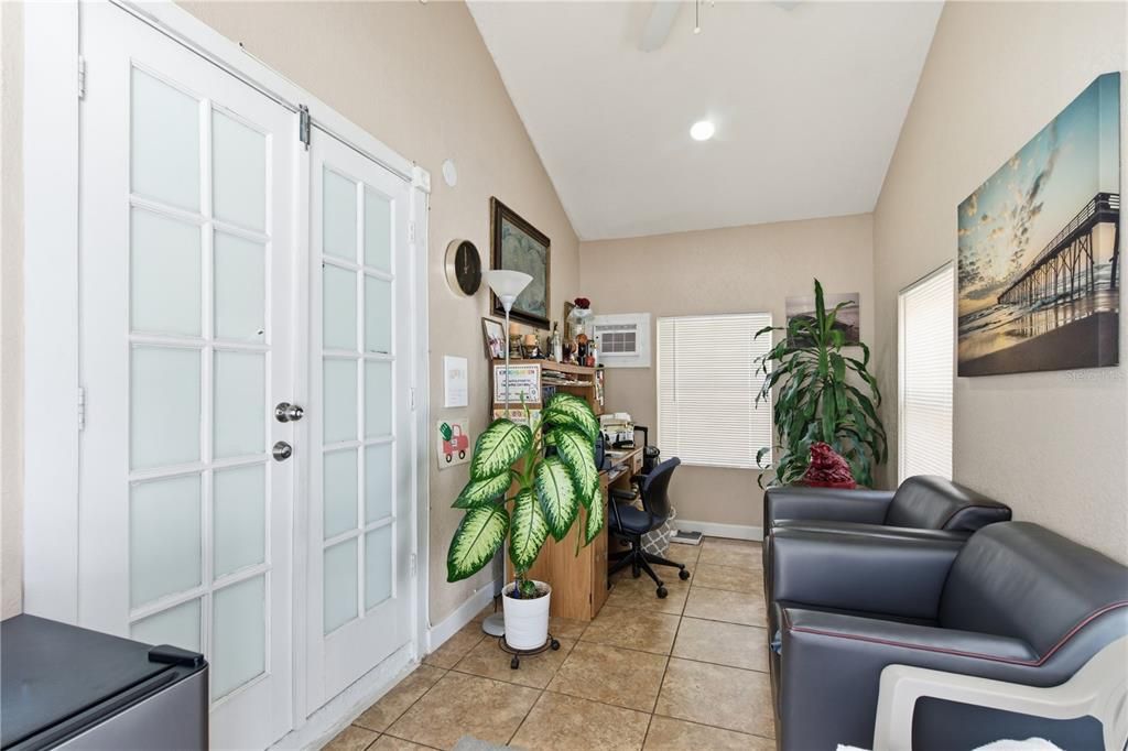 For Sale: $479,000 (3 beds, 2 baths, 1758 Square Feet)