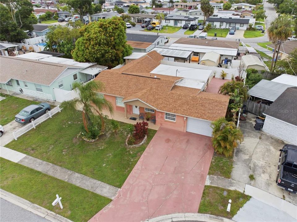 For Sale: $479,000 (3 beds, 2 baths, 1758 Square Feet)