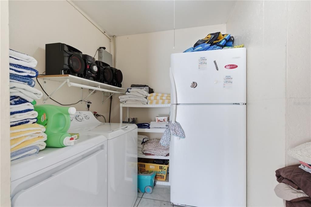 For Sale: $479,000 (3 beds, 2 baths, 1758 Square Feet)