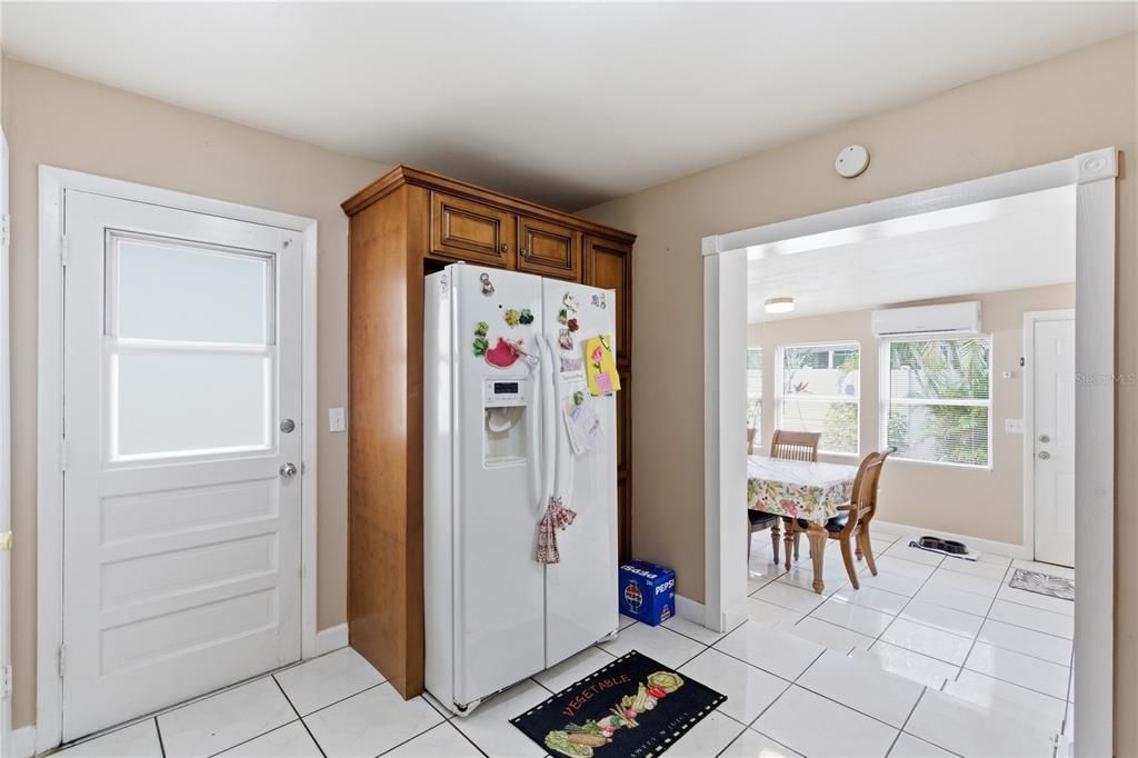 For Sale: $479,000 (3 beds, 2 baths, 1758 Square Feet)