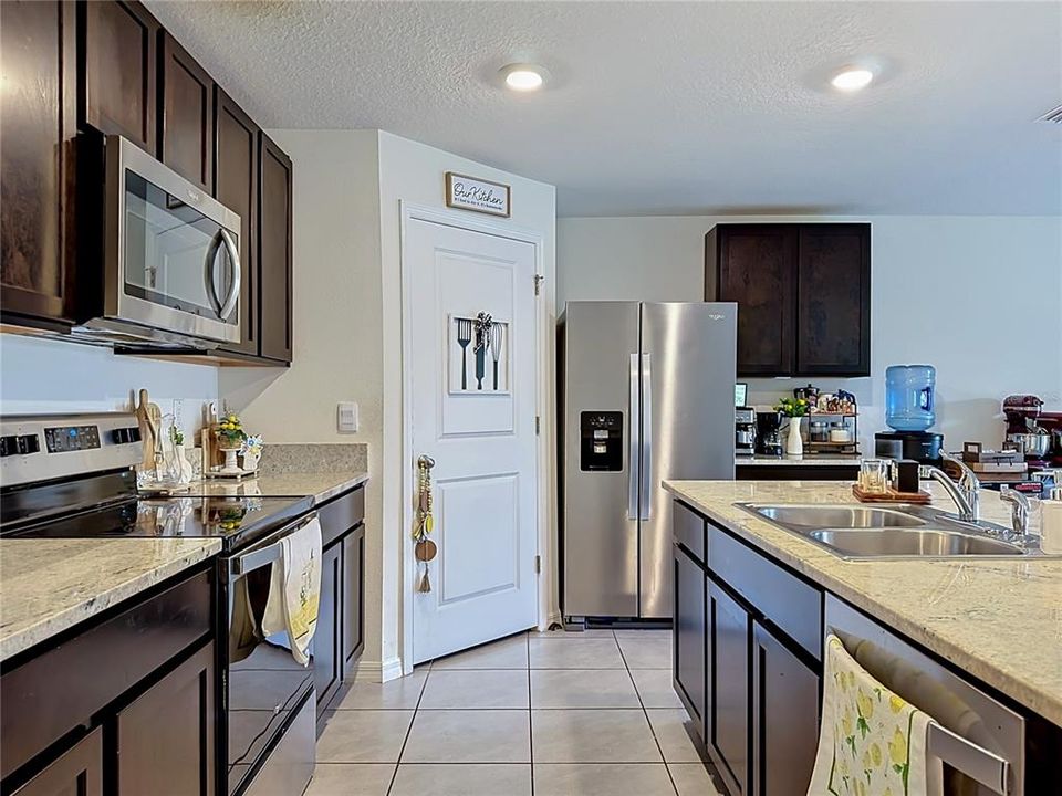 For Sale: $319,000 (4 beds, 2 baths, 1846 Square Feet)
