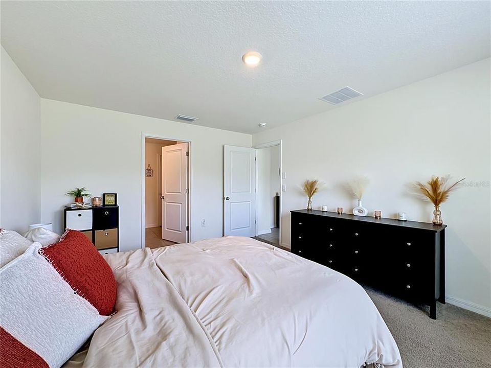 For Sale: $319,000 (4 beds, 2 baths, 1846 Square Feet)