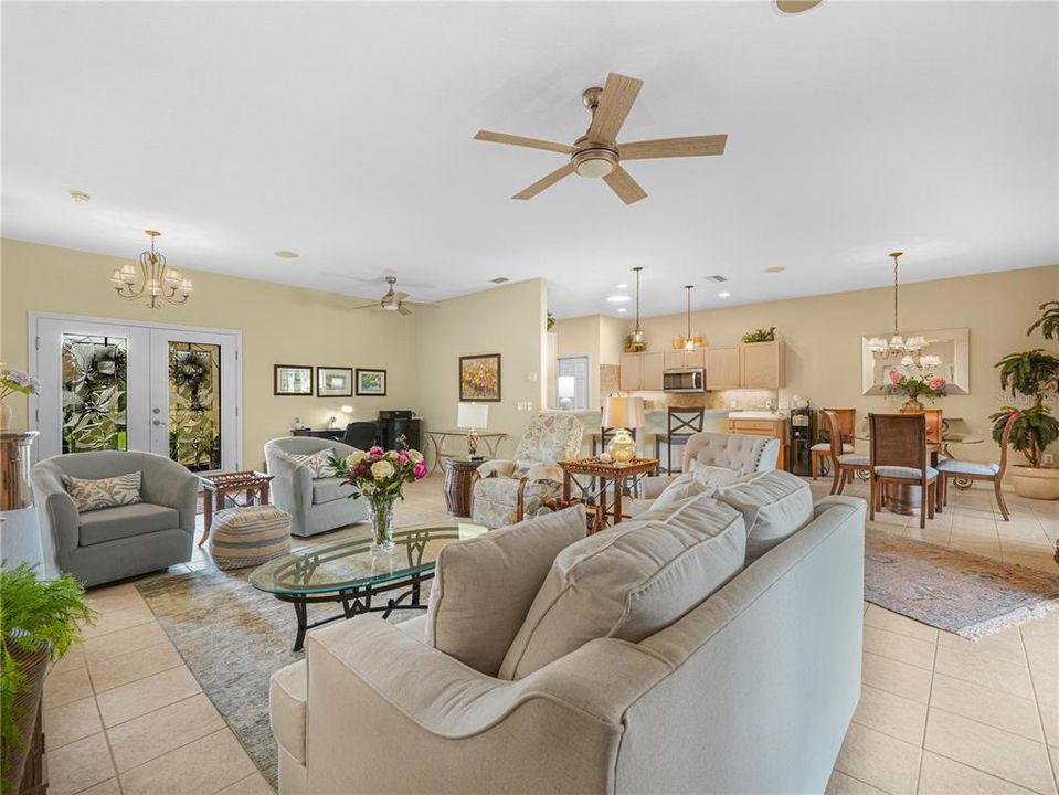 Active With Contract: $280,000 (2 beds, 2 baths, 1530 Square Feet)