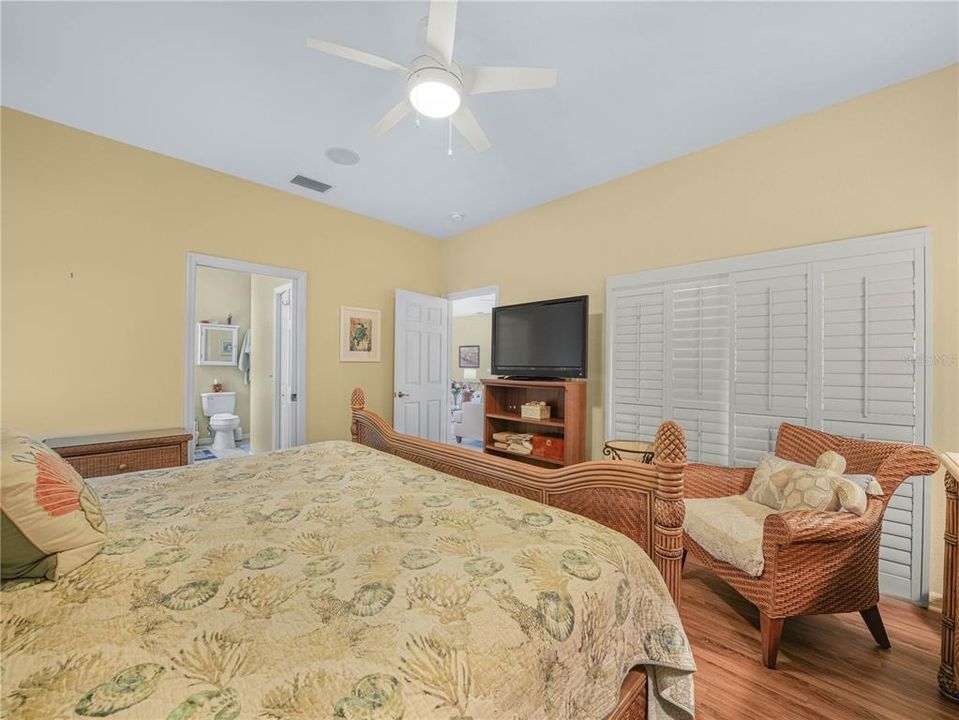 Active With Contract: $280,000 (2 beds, 2 baths, 1530 Square Feet)