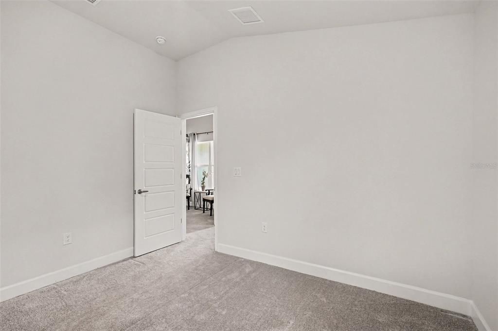 For Sale: $360,000 (4 beds, 2 baths, 1820 Square Feet)