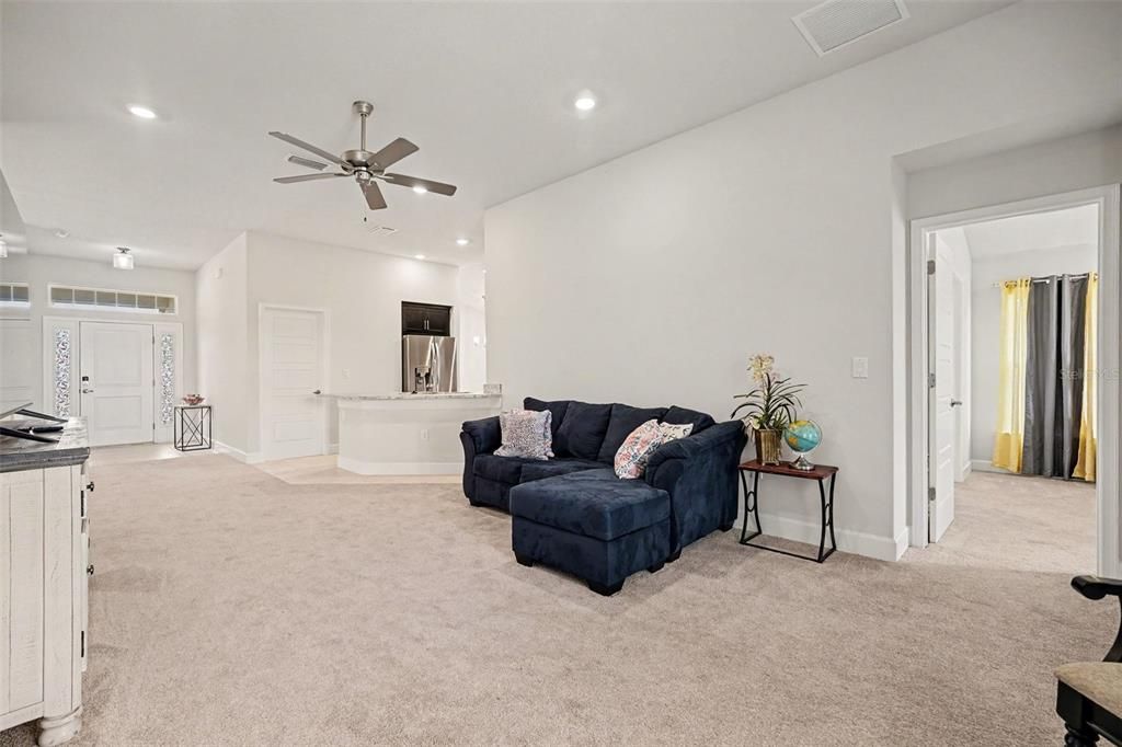 For Sale: $360,000 (4 beds, 2 baths, 1820 Square Feet)