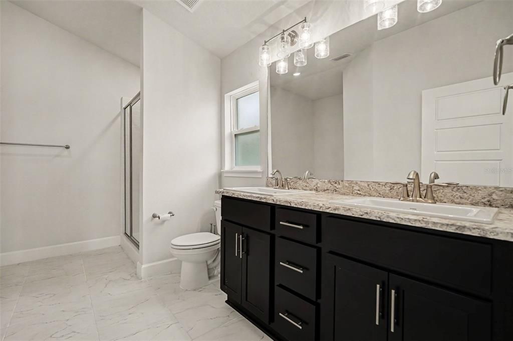 For Sale: $360,000 (4 beds, 2 baths, 1820 Square Feet)
