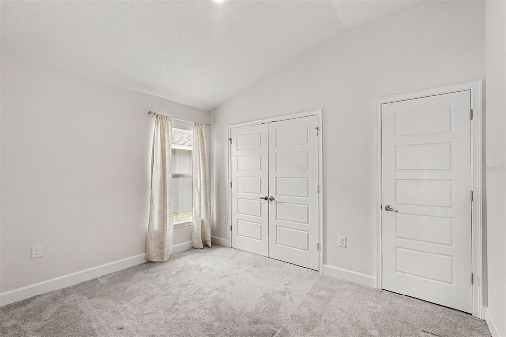 For Sale: $360,000 (4 beds, 2 baths, 1820 Square Feet)