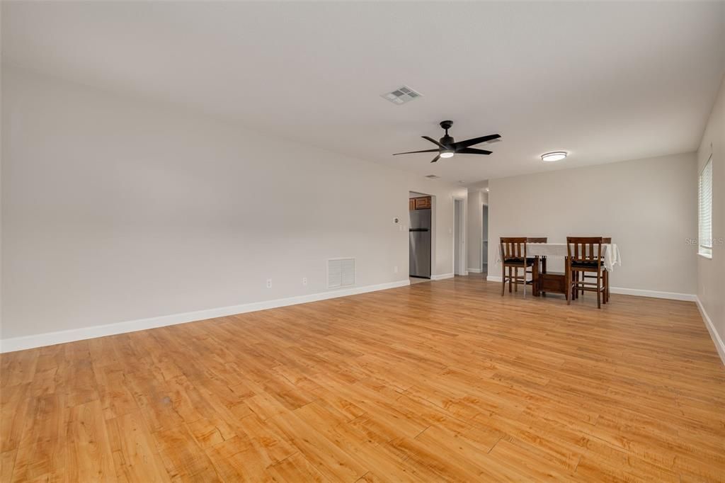 En Venta: $325,000 (2 camas, 1 baños, 952 Pies cuadrados)