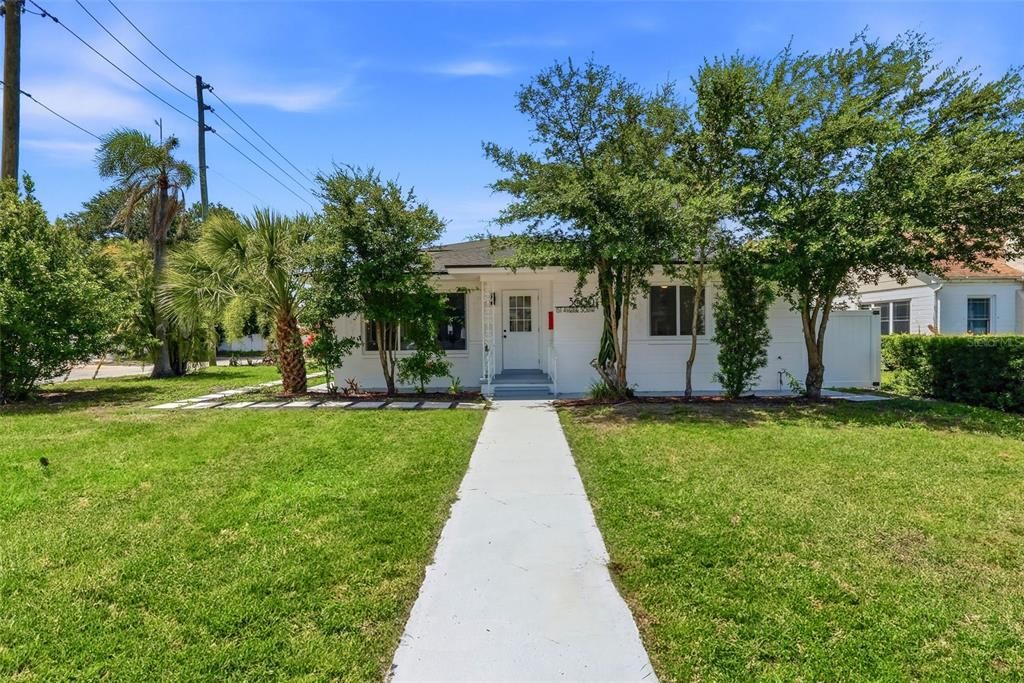 For Sale: $749,900 (4 beds, 0 baths, 2328 Square Feet)