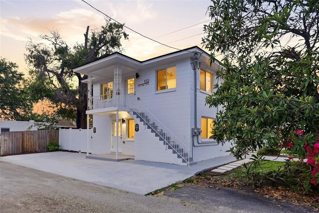 For Sale: $749,900 (4 beds, 0 baths, 2328 Square Feet)