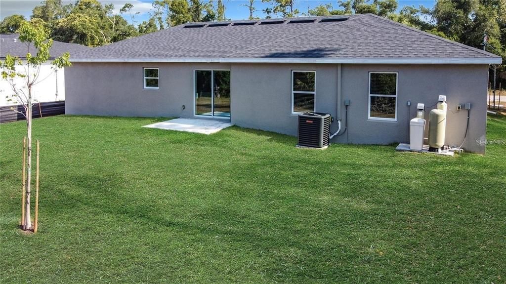 For Sale: $309,900 (4 beds, 2 baths, 1617 Square Feet)
