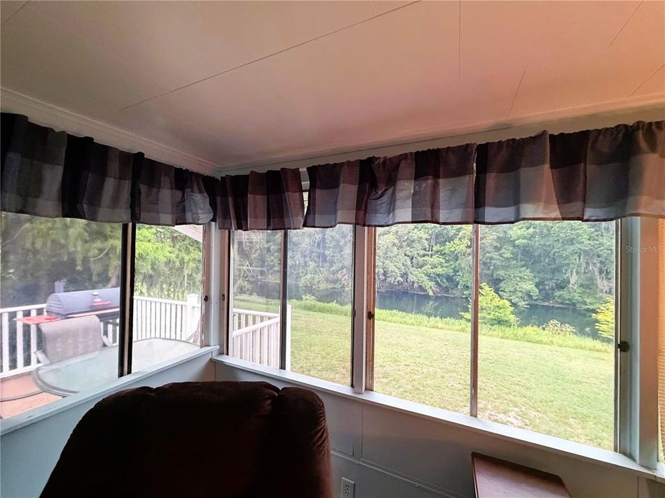 For Sale: $199,500 (2 beds, 2 baths, 1532 Square Feet)