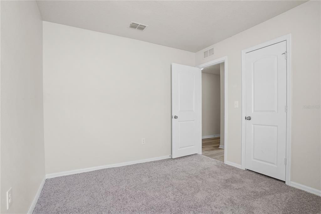 For Sale: $265,000 (4 beds, 2 baths, 1414 Square Feet)