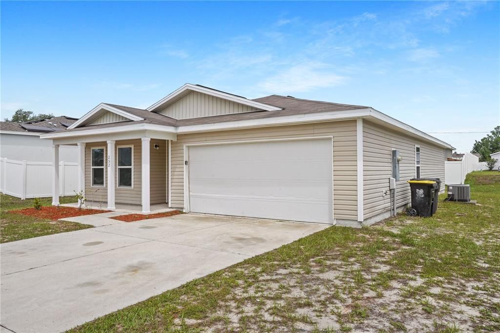 For Sale: $265,000 (4 beds, 2 baths, 1414 Square Feet)