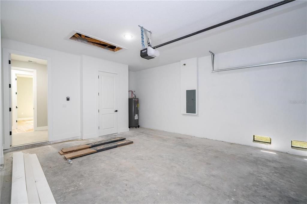 For Rent: $2,200 (4 beds, 3 baths, 1795 Square Feet)