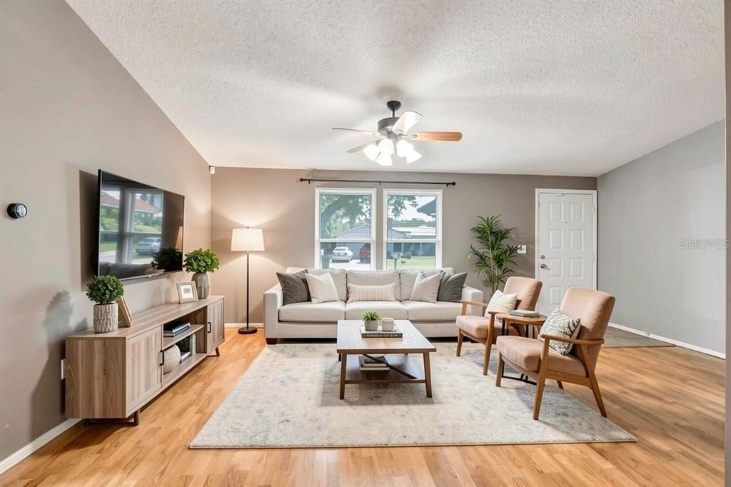 For Sale: $440,000 (3 beds, 2 baths, 1688 Square Feet)