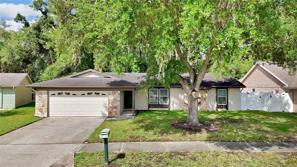 For Sale: $440,000 (3 beds, 2 baths, 1688 Square Feet)