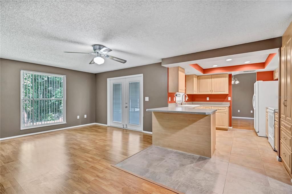 For Sale: $440,000 (3 beds, 2 baths, 1688 Square Feet)