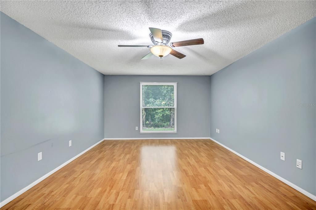 For Sale: $440,000 (3 beds, 2 baths, 1688 Square Feet)
