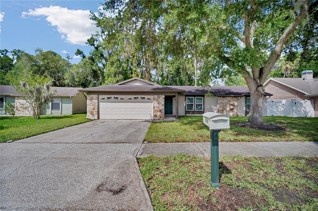 For Sale: $440,000 (3 beds, 2 baths, 1688 Square Feet)