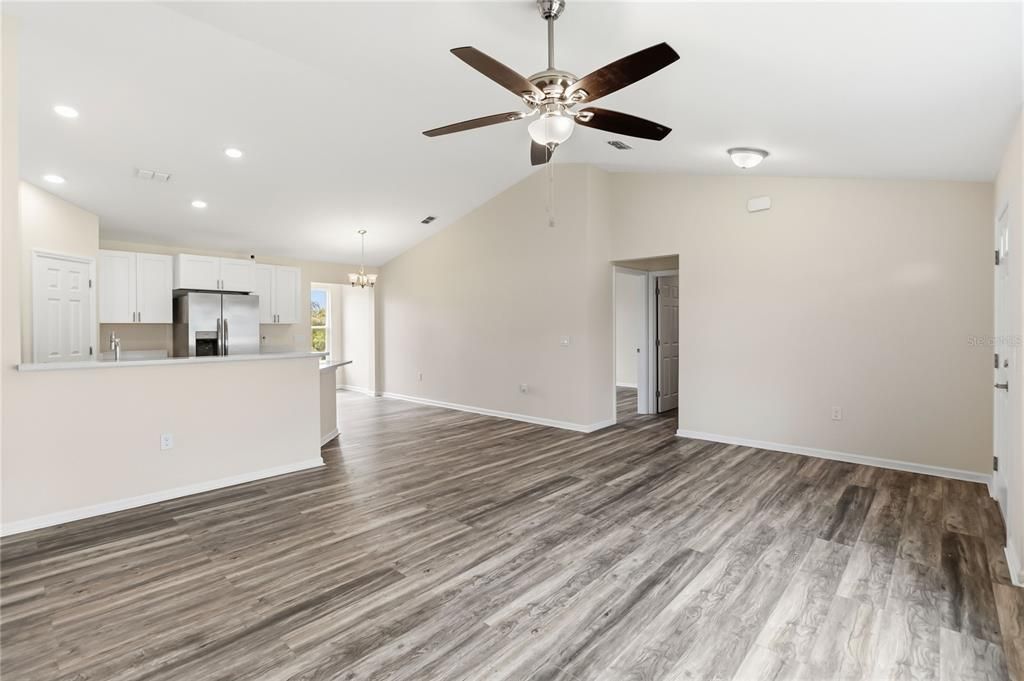For Sale: $415,000 (3 beds, 2 baths, 2916 Square Feet)
