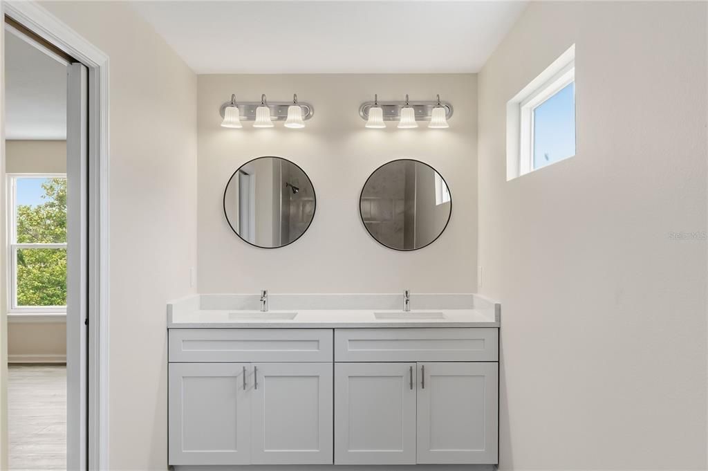 For Sale: $415,000 (3 beds, 2 baths, 2916 Square Feet)