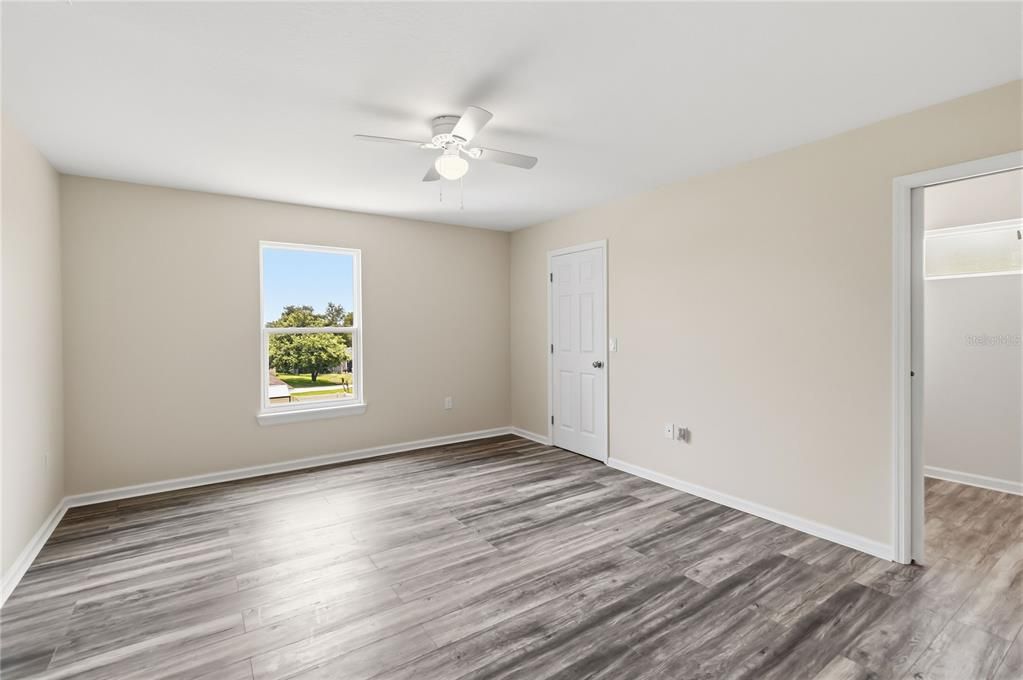 For Sale: $415,000 (3 beds, 2 baths, 2916 Square Feet)