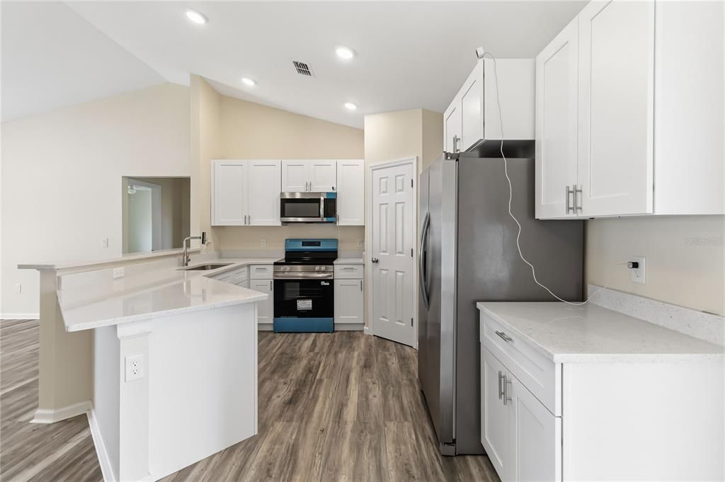For Sale: $415,000 (3 beds, 2 baths, 2916 Square Feet)