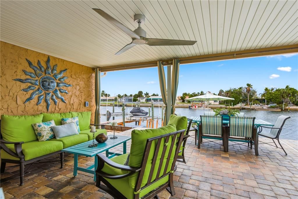 For Sale: $1,020,000 (4 beds, 3 baths, 2222 Square Feet)