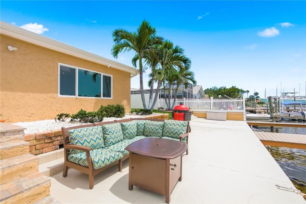 For Sale: $1,020,000 (4 beds, 3 baths, 2222 Square Feet)