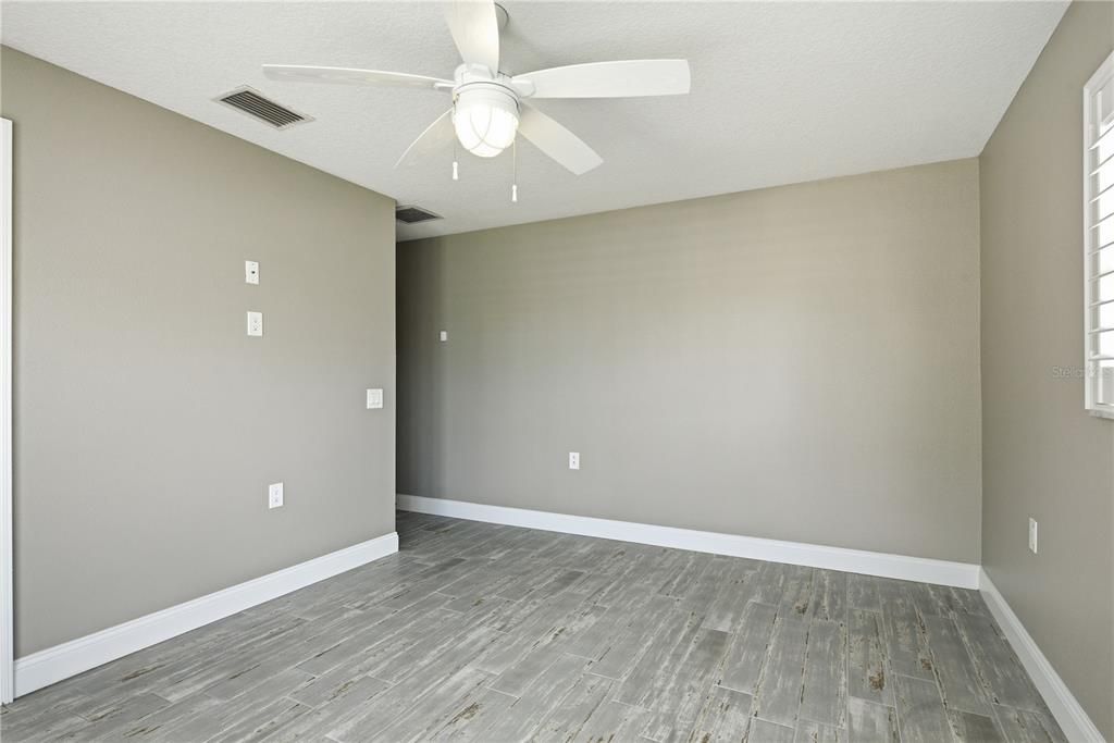 For Sale: $1,020,000 (4 beds, 3 baths, 2222 Square Feet)
