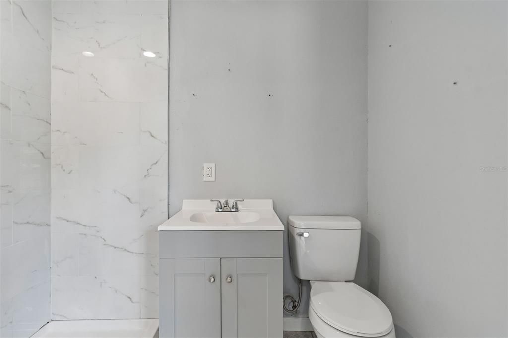 For Sale: $229,900 (3 beds, 1 baths, 1355 Square Feet)