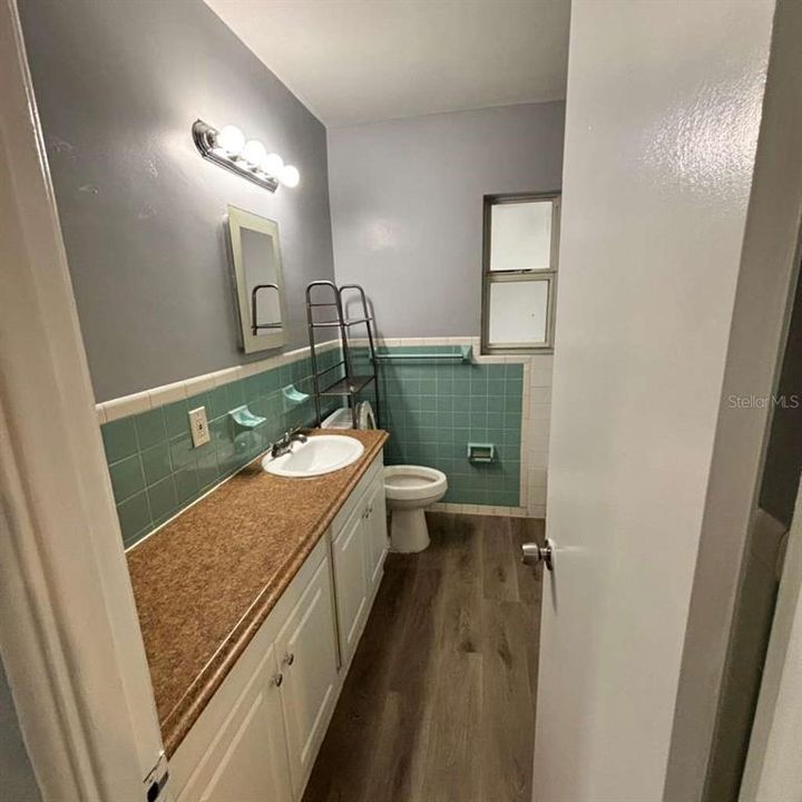 For Sale: $295,000 (3 beds, 1 baths, 1369 Square Feet)