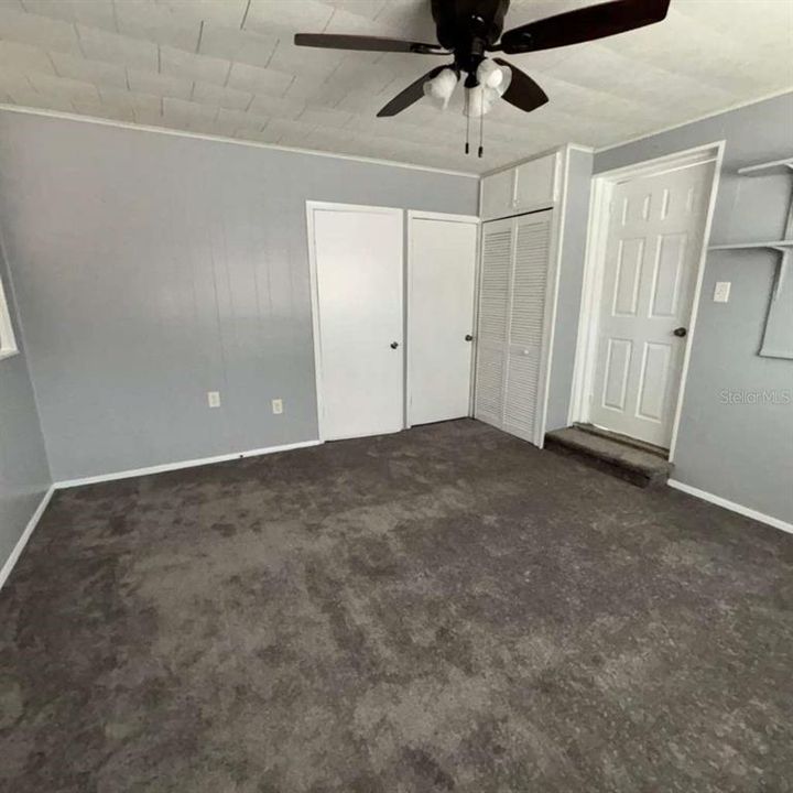 For Sale: $295,000 (3 beds, 1 baths, 1369 Square Feet)