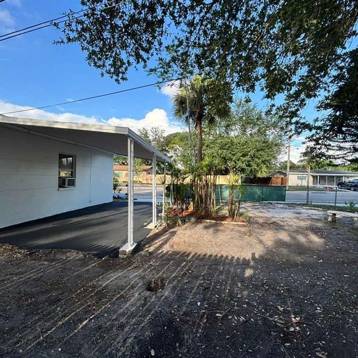 For Sale: $295,000 (3 beds, 1 baths, 1369 Square Feet)
