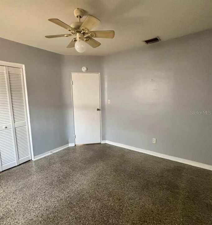 For Sale: $295,000 (3 beds, 1 baths, 1369 Square Feet)